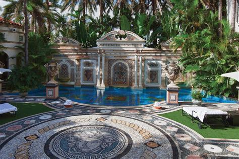 house versace|where did gianni versace live.